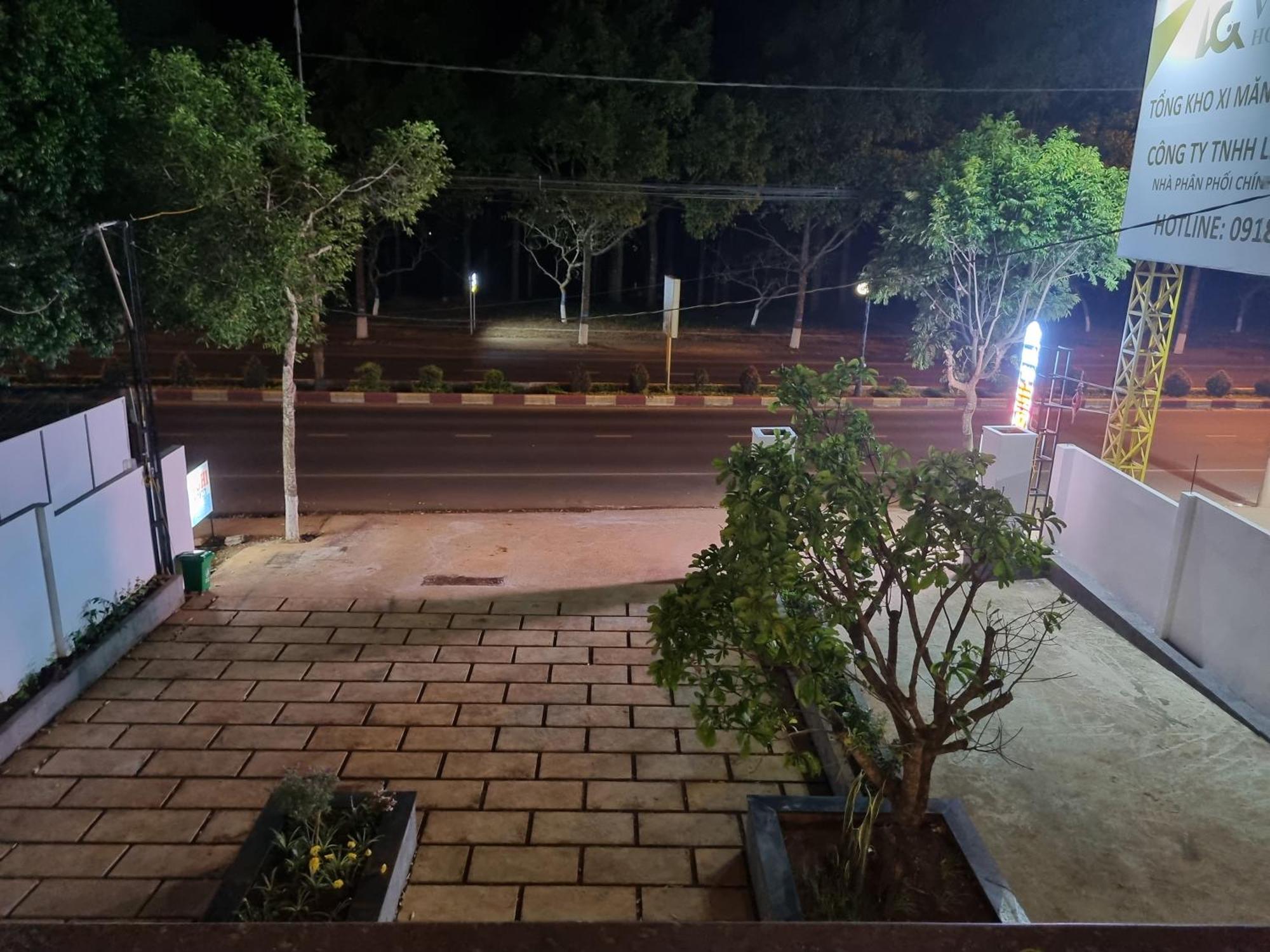 Khoi Dai Hotel Buon Ma Thuot Bagian luar foto